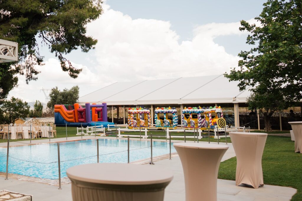 Φωτογράφιση βάπτισης στον Άγιο Γεώργιο στο Κτήμα Κοκκοτού από την TwoTwentyTwo