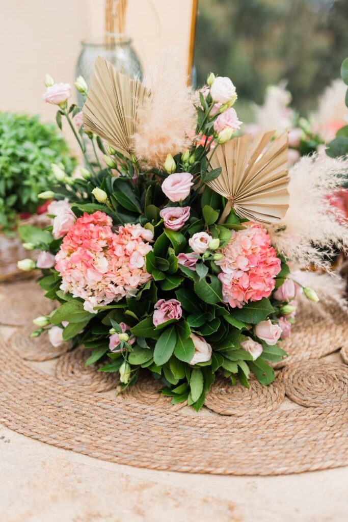 Στολισμός βάπτισης και λεπτομέρειες στην Παναγία Φανερωμένη Βουλιαγμένης